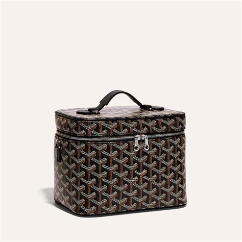 goyard muse vanity case retail price|muse vanity case.